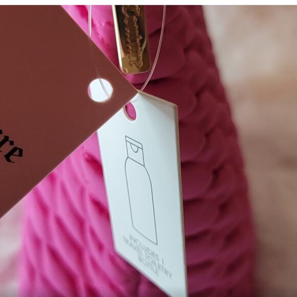 Juicy Couture NWT Makeup Bag very roomy and includes travel container - Picture 6 of 6